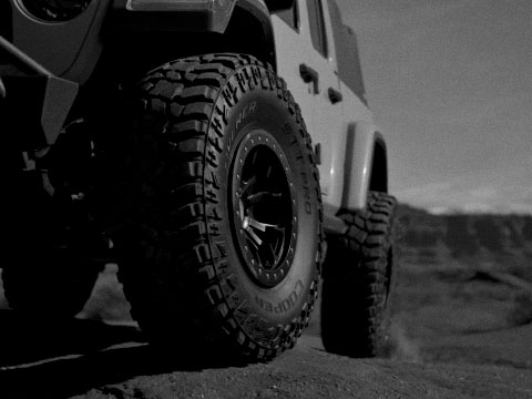 Discoverer® STT Pro™ Tire | Cooper Tire Canada